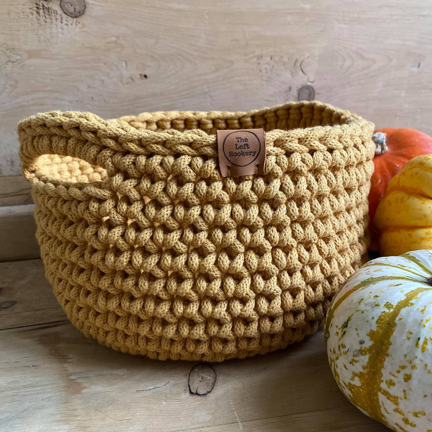 chunky crochet storage basket with handles