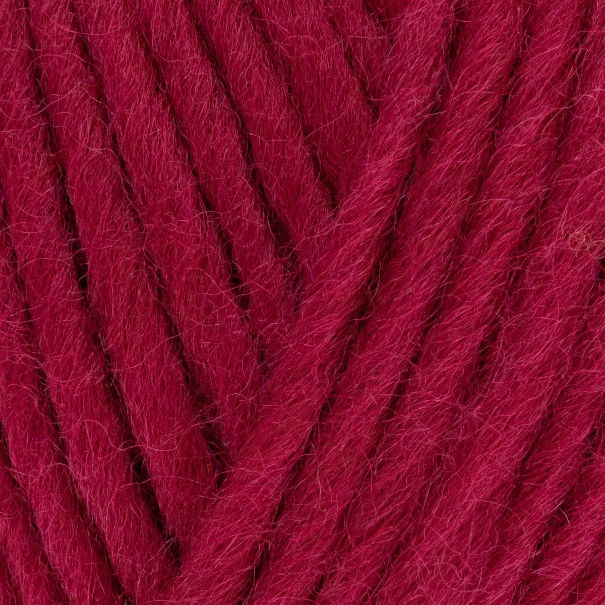 wys-retreat-chunky-roving-adore